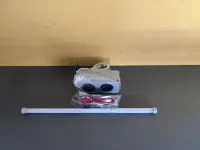 LED Aufsatzleuchte silberfarben 40 cm mit Steckdose - Bild 4