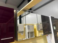 80 cm Spiegelschrank mit LED-Lampe - Badmöbel - Bild 1