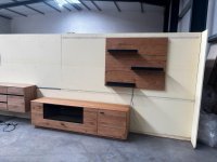 2-tlg. Wohnwand Asteiche teilmassiv mit LED - Bild 7