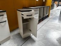 Küchenunterschrank weiß matt mit anthrazit Arbeitsplatte - Bild 2