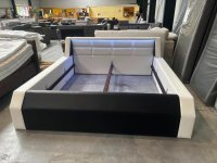 Designer Polsterbett 200x200 cm mit LED-Beleuchtung - Bild 4