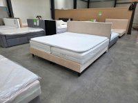 Boxspringbett 200x200 cm Velour beige inkl. Topper & 2 Matratzen H3 - Bild 2