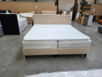 Boxspringbett 200x200 cm Velour beige inkl. Topper & 2 Matratzen H3 - Bild 6