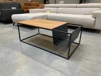 Couchtisch Massivholz Metallgestell 80x80 cm