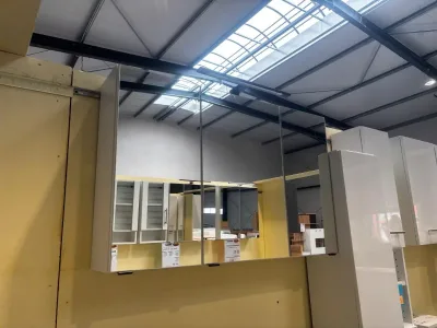 Spiegelschrank weiß mit LED 100x21x64 cm Bad