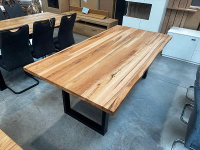 Esstisch 200x100 cm Zerreiche massiv mit Baumkante