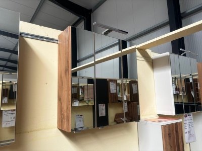 LED-Spiegelschrank 60 cm in Wotaneiche mit Softclose