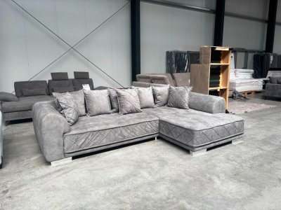 Ecksofa Samt Grau – Wellenfederung, Lose Kissen, Einzelstück